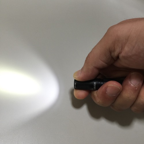 小型LEDフラッシュライト　オーライト　i3S-EOS-BK　レビュー